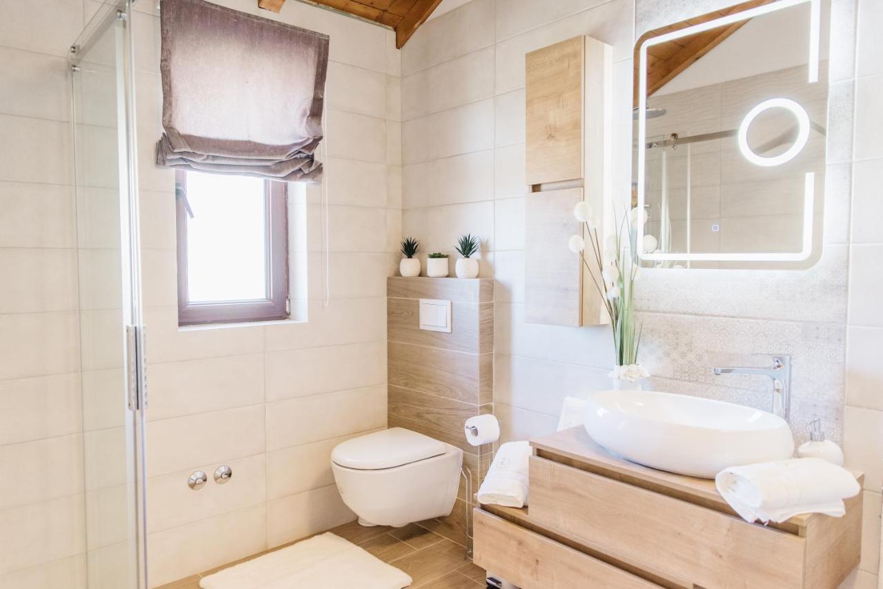 Krolo Villa&Wine Триль Экстерьер фото