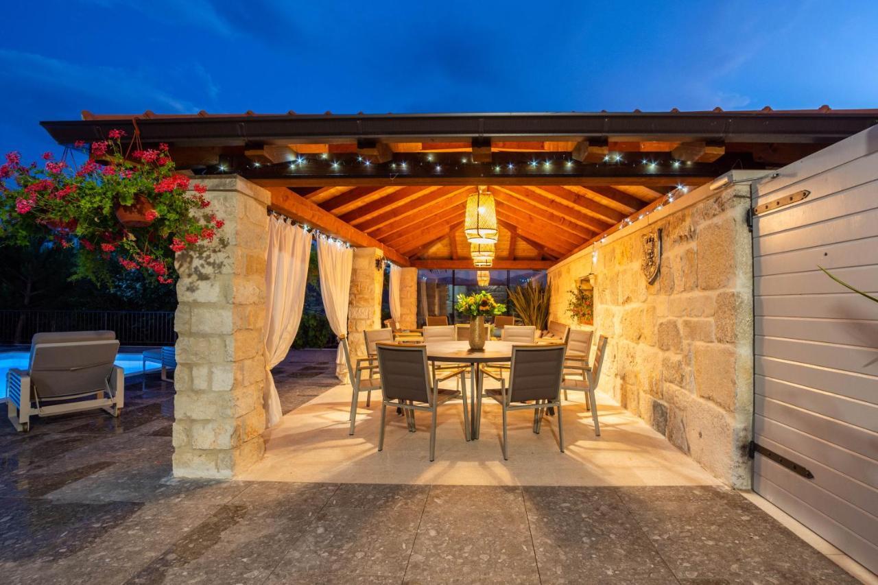 Krolo Villa&Wine Триль Экстерьер фото